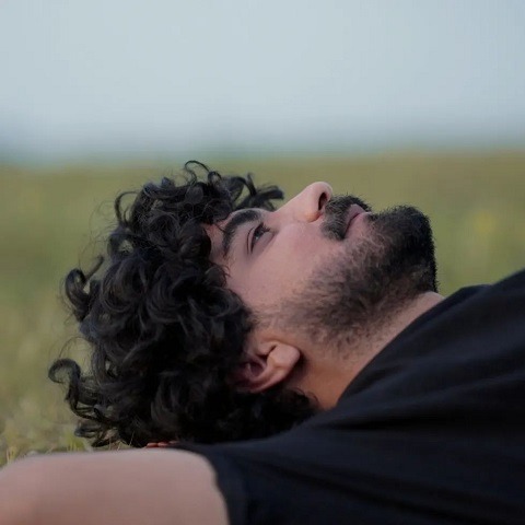 قصه هزار و یک شب تو دلم کاشتی ٬ تو چی آوردی که جاش قلبمو برداشتی
